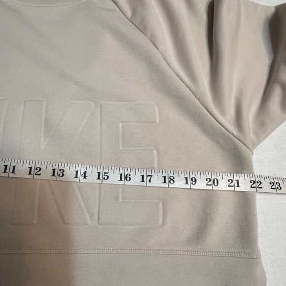 Nike Dri-FIT Sweatshirt Women’s Small Beige Crewneck Embossed NIKE Logo Croped - Picture 5 of 10